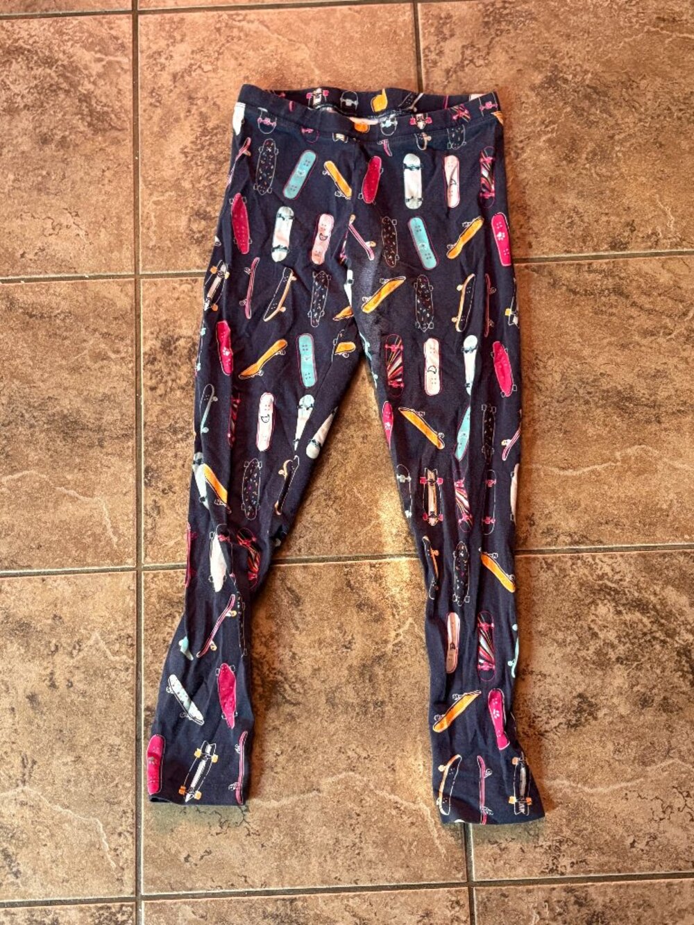 Spotted Zebra Girls Skateboard Print Leggings